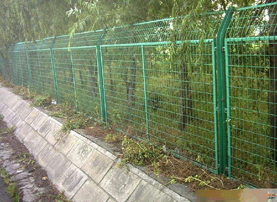 河道護欄網(wǎng).jpg